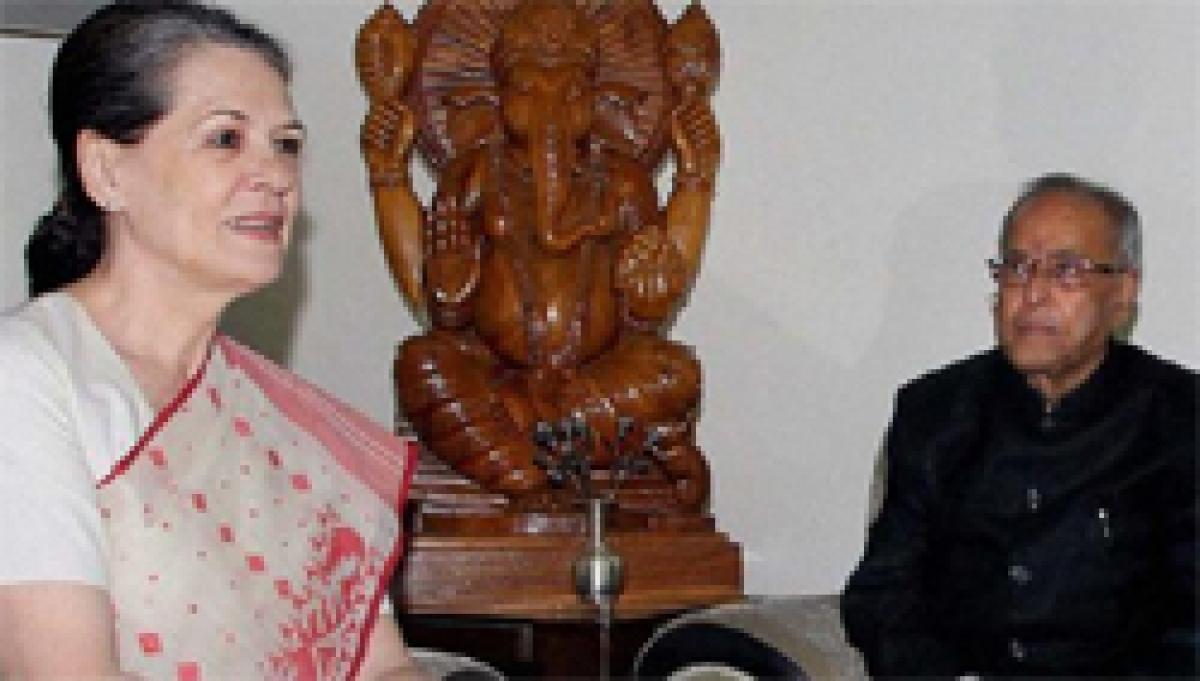 Sonia Gandhi to meet President Mukherjee over growing intolerance